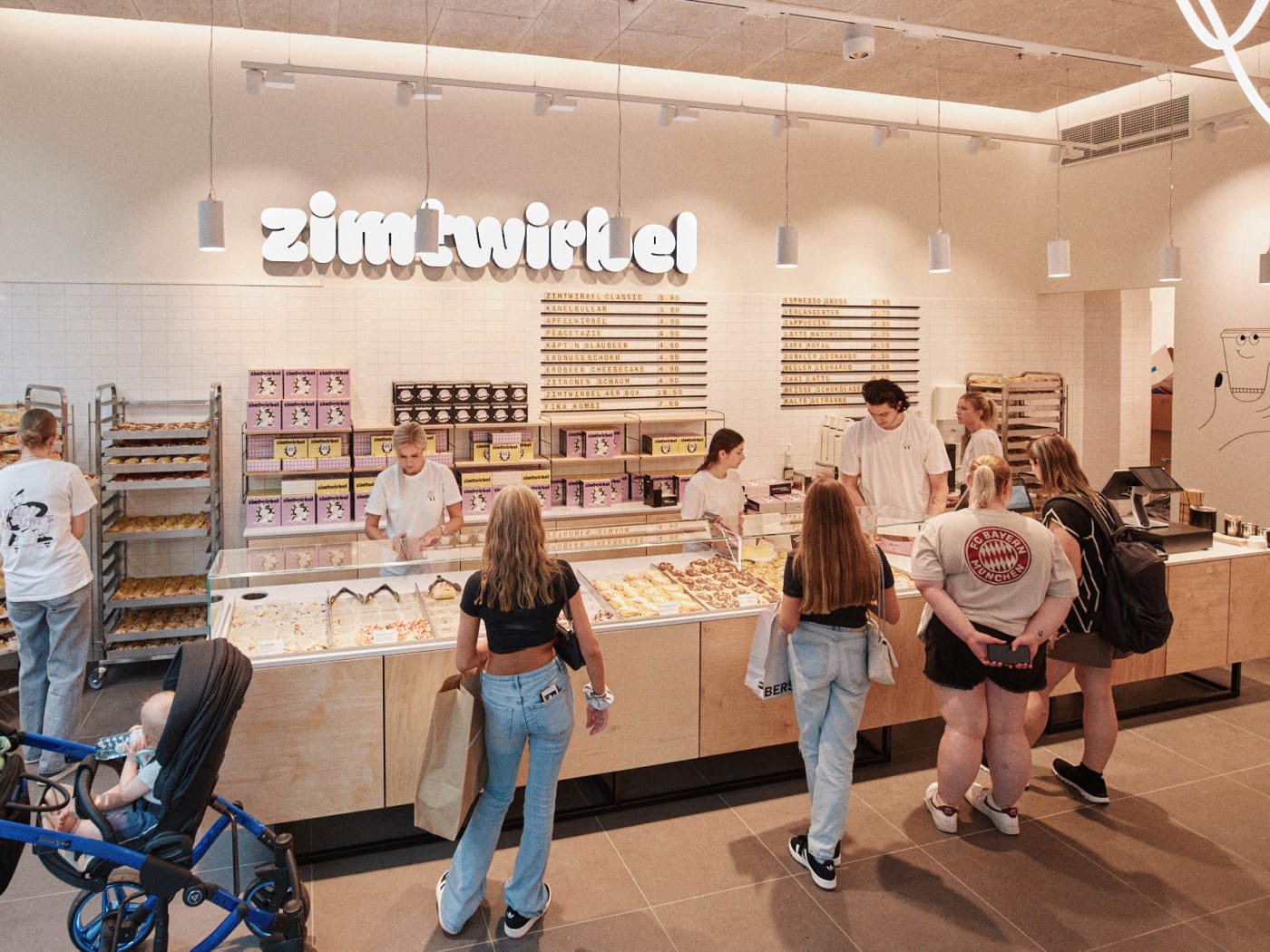 Zimtwirbel Store mit Zimtschnecken, Store Design für Bäckerei Branding Projekt