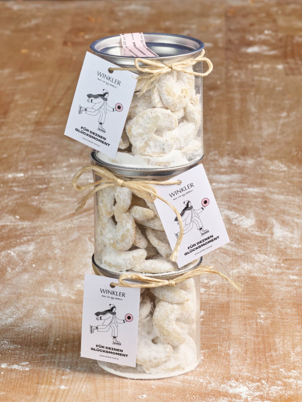 Packaging im Corporate Design für Bäckerei Winkler Branding mit verspielten Illustrationen